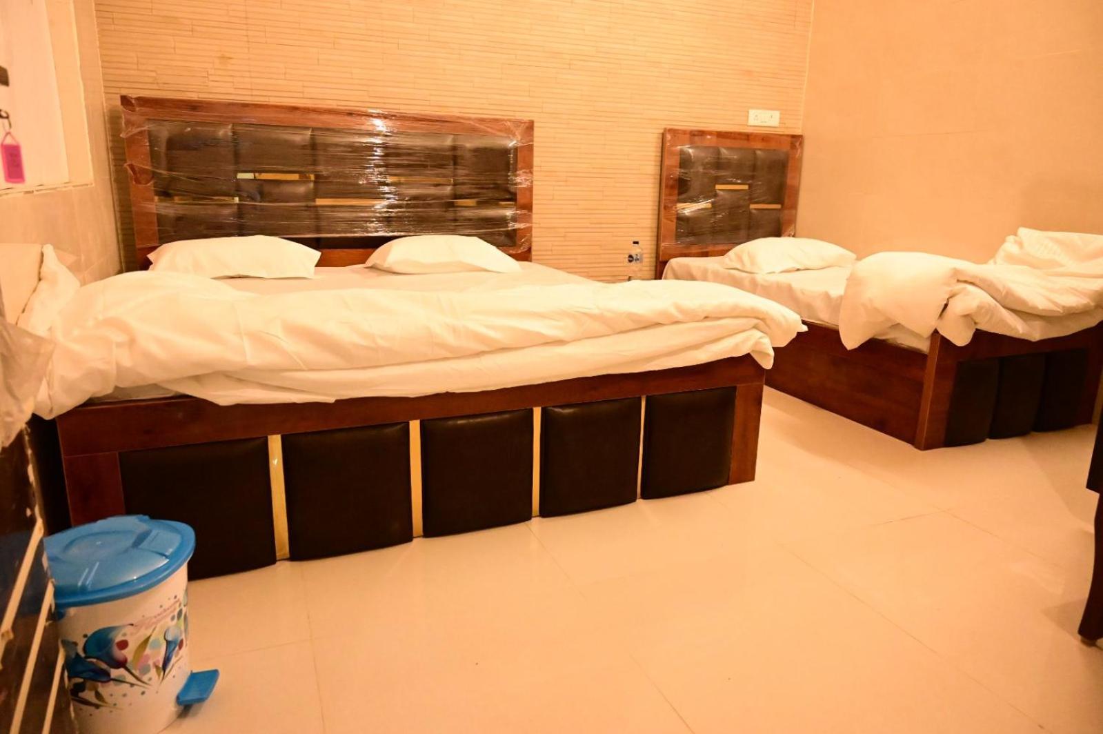 Sri Ram Lalla International Hotel Ayodhya Kültér fotó