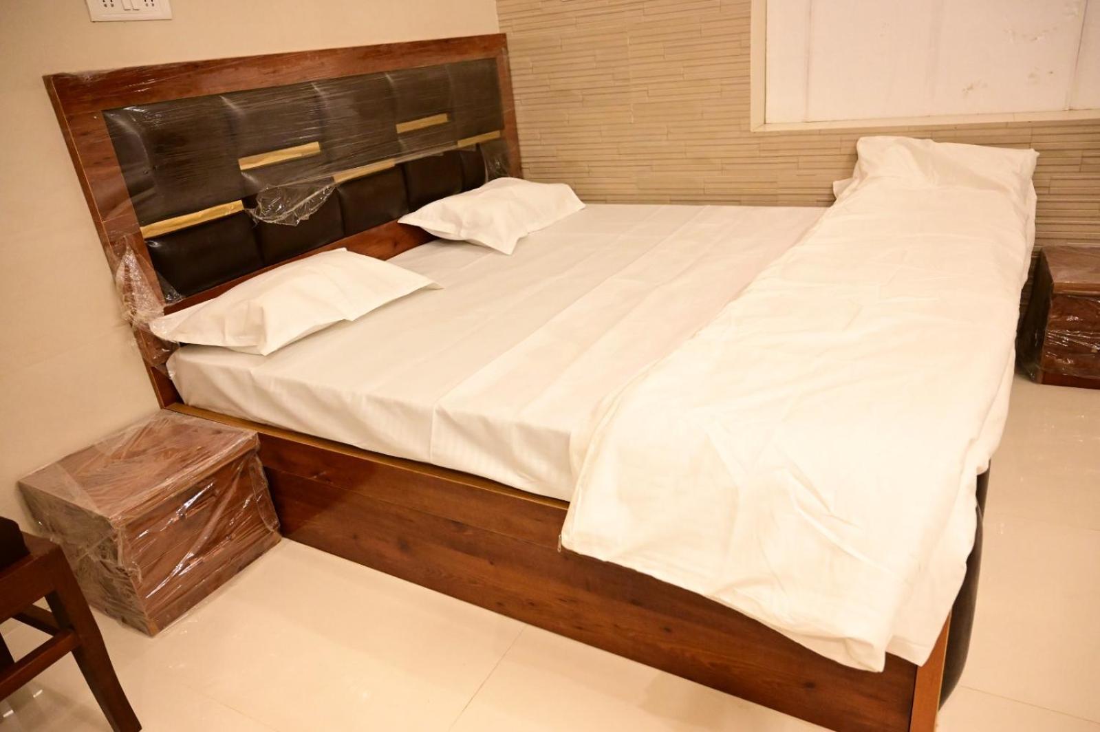 Sri Ram Lalla International Hotel Ayodhya Kültér fotó